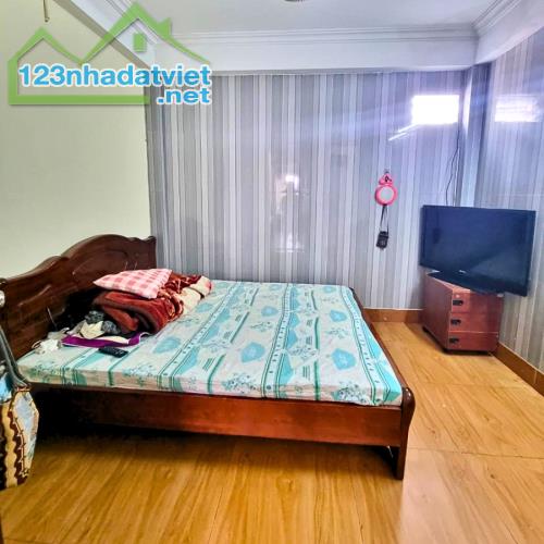 Bán nhà Phú Đô - 15m ra ô tô - Nhà đẹp ở luôn 42m2, 5 tầng, chỉ 6.7 tỷ, 0979973797 - 3