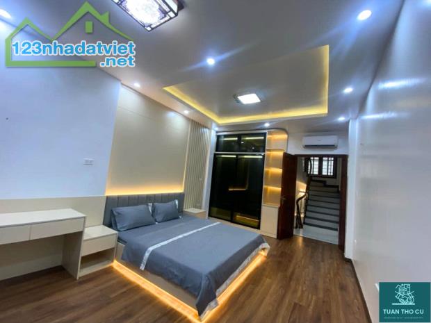 Bán Nhà Đầu Ngõ Yên Duyên, Ô Tô Sát Nhà, mới 5 Tầng, 49m², 3.750 Tỷ - 1