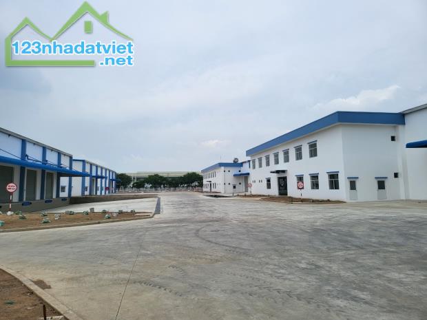 Cho thuê 3.000m2 - 30.000m2 Kho Xưởng mới trong KCN Bầu Bàng Gía : 3.6 USD/m2