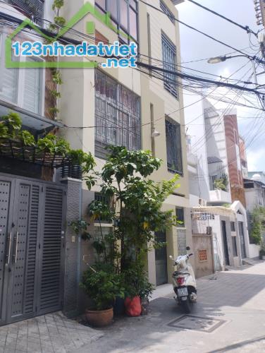 Hiếm Lũy Bán Bích - Tân Phú - 4x19m - HXH  vô nhà thông - 2 tầng - 4