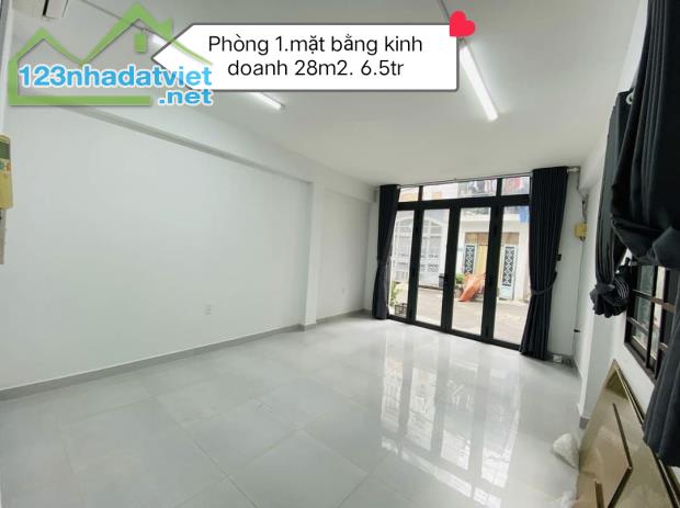 Chính chủ cần cho thuê căn hộ dịch vụ gồm 5 phòng, có lối đi riêng, tại 84/45/10 Huỳnh - 2