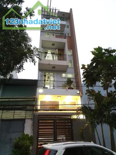 Bán nhà 6 lầu, MT đường nội bộ KDC Phong Phú sát bên Q8