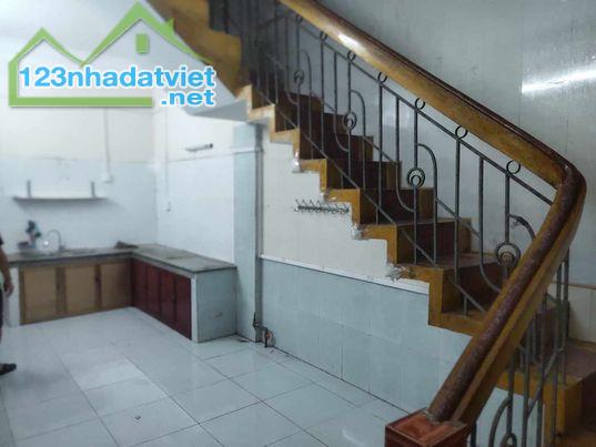 Cho Thuê Nhà 70m2x2 Tầng,Gần Chợ Hoà BìnhThượng Lý ,ô Tô Đỗ Cửa ,kinh doanh buôn bán tốt