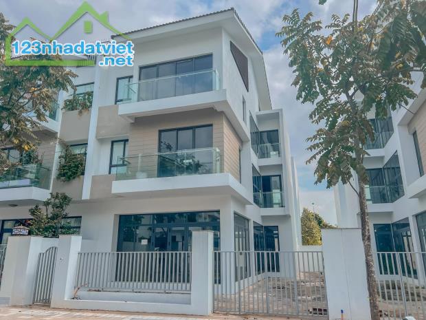 Bán biệt thự Sol Lake Villa Nam Cường, Hà Đông 165m2, MT9m, ô thang máy, kinh doanh, 30 tỷ - 1