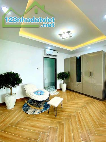 NHÀ GÒ VẤP THIẾT KẾ ĐẸP, CÓ PHÒNG DƯỚI TRỆT. NGANG 4M NỞ HẬU. GIÁ 3 TỶ 480 - 1