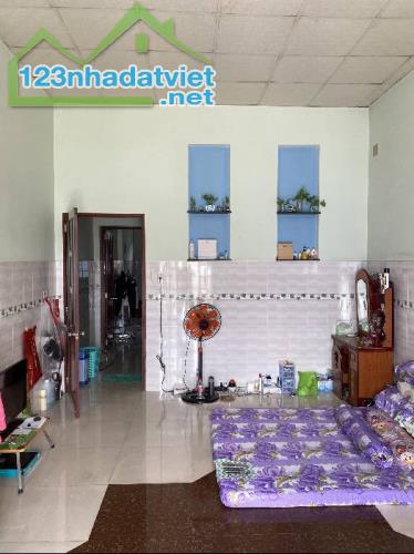 NHÀ HẺM Ô TÔ THÔNG - GIÁP QUẬN 6- TÂN PHÚ - 3 TẦNG - 72M2- NHỈNH 5Tỷ.,