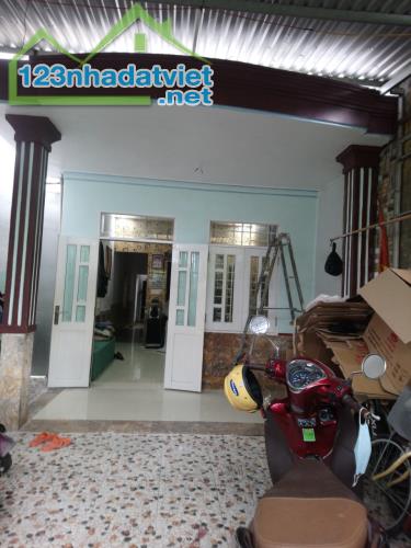 Bán nhà Hòn Chồng, phường Vĩnh Phước Nha Trang, DT 108,,6M giá bán nhanh 3 tỷ 400 tr - 2