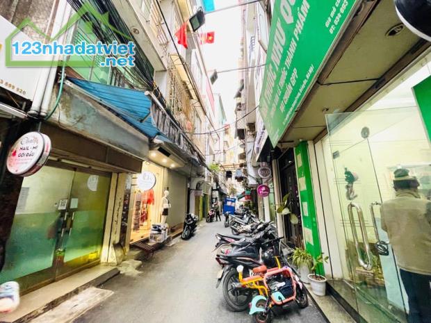 Bán nhà quận Đống Đa, phố Tây Sơn, 25m, 4 tầng, 3.75 tỷ. Quá hiếm, ngõ ô tô tránh