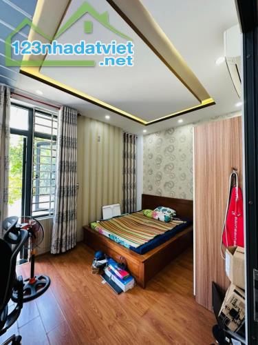 Bán nhà Biệt thự MINI cạnh Hà Huy Tập,Thanh Khê, gần 140m2,3tầng,Giá chỉ 5.2 tỷ - 3