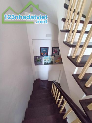 Bán nhà phố Lạc Long Quân,diện tích 100m2,giá 16 tỷ - 2