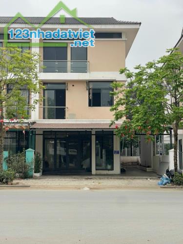 Cho thuê nhà liền kề, biệt thự An Phú Shop Villa mặt đường Phan Kế Toại