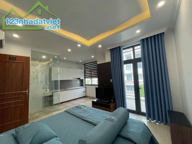 CHo thuê nguyên căn 5 phòng ngủ mặt HD Vinhomes Marina, giá chỉ 35 triệu