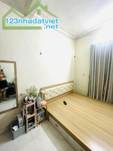 Cho thuê tầng 2 và tầng 3 tại 86 phố Khương Trung Thanh Xuân Hà Nội. - 2