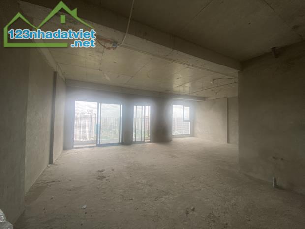 Giá tốt căn 2pn chỉ 4.5 tỷ ngay trung tâm q7 lavida plus nhà thô tự hoàn thiện,lh 093883 - 3