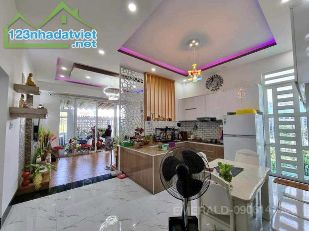 CHÍNH CHỦ CẦN BÁN NHÀ ĐẸP 210m2 (10x21m) Full Thổ Cư Tại Thành Phố Mỹ Tho, Tiền Giang - 3