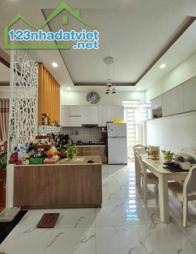 CHÍNH CHỦ CẦN BÁN NHÀ ĐẸP 210m2 (10x21m) Full Thổ Cư Tại Thành Phố Mỹ Tho, Tiền Giang - 1