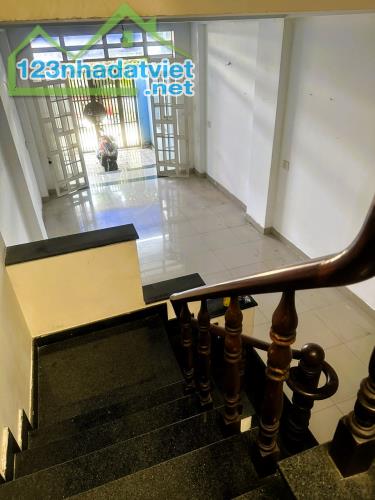 Cho thuê nhà 1T1L 2pn 120m2 đường số 11 Linh Xuân - 3