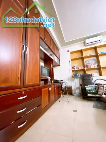 Bán nhà 210m2 ngay ngã 3 Đỗ Xuân Hợp, Nguyễn Duy Trinh Quận 2 giá 14.5 tỷ - 3