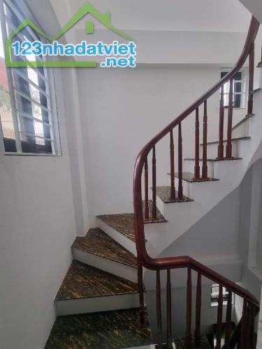 Bán Nhà Thái Hà, 2 thoáng. ngõ nông rộng, kinh doanh nhỏ. 40m, 5tầng, 9 tỷ. LH 0984823023