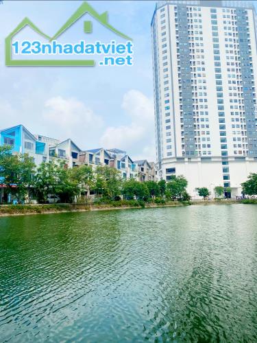 Siêu VIP- Mặt Hồ Vượng Khí-Biệt Thự Liền Kề Khu Đô Thị Garden City 98m2/5Tầng/MT 7m 23 Tỷ