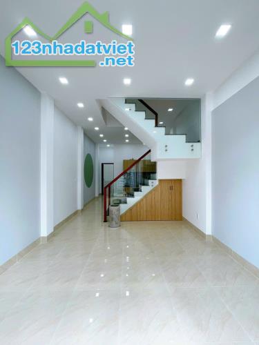 Bán nhà 2 lầu hẻm 9 phạm ngọc hưng thổ cư hoàn công 48m2 4pn lộ 4m ô tô tới nhà giá 3.3 tỷ - 1