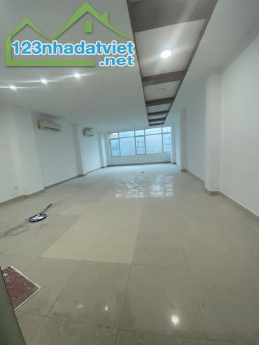 Cho Thuê Văn Phòng Nguyễn Thị Đinh - Trần Duy Hưng 90m2 - 15tr/tháng - 1