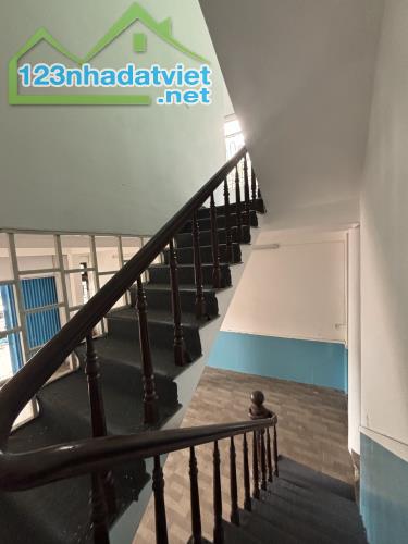 Bán nhà 3 tầng Mặt tiền Nguyễn Hữu Thọ DT 83m3 ngang 5,4 giá 17ty có thương lượng - 5