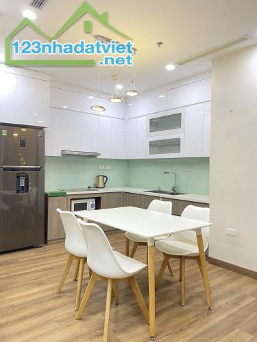 Cho thuê chcc Cao cấp Vinhomes Gardenia Hàm Nghi, Căn 2pn 80m2 - 4