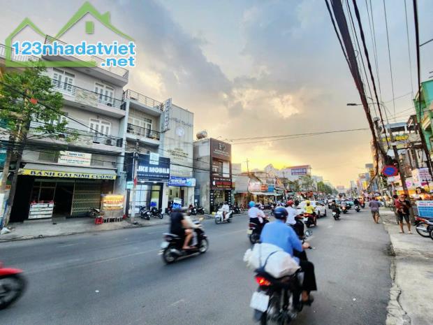 Bán nhà lầu Mặt Tiền Phạm Văn Thuận, đối diện chợ Tân Mai, giá đầu tư - 3
