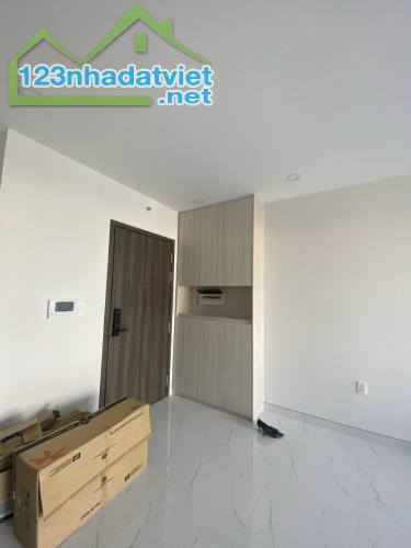 Chuyển nhượng căn 2pn 80m2 giá 3,850 tỷ (102%) dự án lavida plus đối diện sc vivo q7,lh - 3