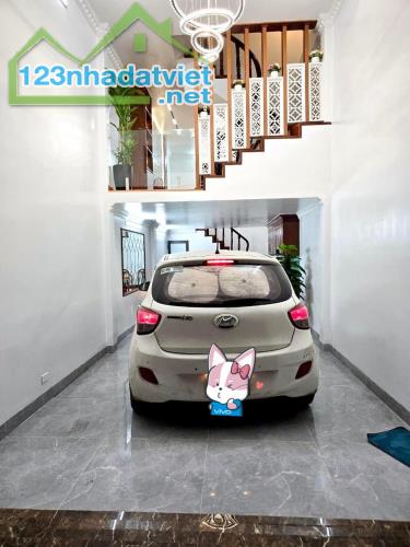 Chính chủ bán nhà phân lô Tô Vĩnh Diện, ô tô vào nhà - 2 mặt ngõ - 39m x 5T - full nội
