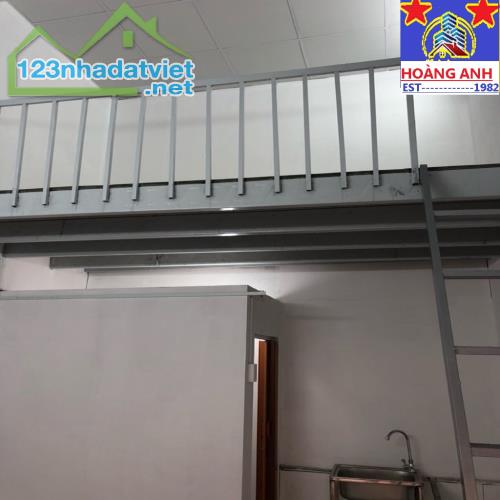 BÁN NHÀ MẶT PHỐ TẶNG HĐT 180 TRIỆU TẠI PHƯỜNG BÌNH TRƯNG TÂY , QUẬN 2 _ 120 m2 _ 2 TẦNG 5 - 1