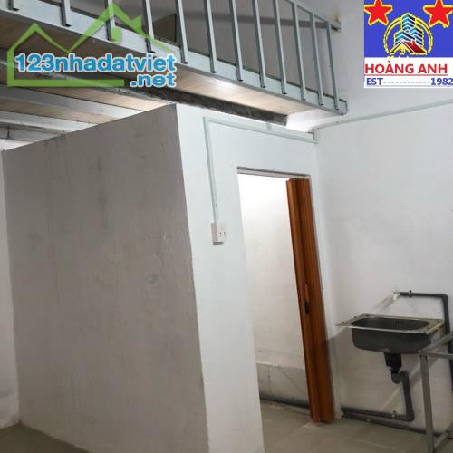 BÁN NHÀ MẶT PHỐ TẶNG HĐT 180 TRIỆU TẠI PHƯỜNG BÌNH TRƯNG TÂY , QUẬN 2 _ 120 m2 _ 2 TẦNG 5 - 4