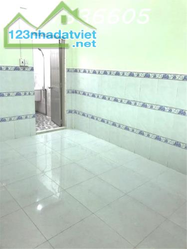 CẦN BÁN NHANH CĂN NHÀ 67m2 QUÁ RẺ GIÁ NHỈNH 3 TỶ . XE HƠI ĐỖ CỬA CÁCH CHỢ THỦ ĐỨC CHỈ - 3