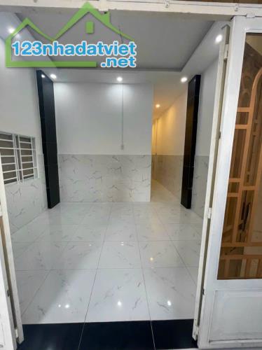 GẤP! 54M2 CHỈ 2,07 TỶ, NHÀ MỚI Ở NGAY ẤP TAM ĐÔNG, TRỊNH THỊ MIẾNG, THỚI TAM THÔN, HÓC - 1