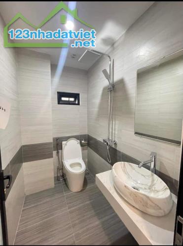 Siêu Hot..! Nhà LÔ GÓc 45m2, Ô TÔ tải đỗ Cửa, Cạnh Nhà Văn Hóa, 15p ra ĐH Phenikaa Giá chỉ - 3