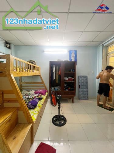 HẺM XE HƠI TRÁNH NHAU - TIỆN KINH DOANH - 30M RA ĐƯỜNG CHÍNH - 62M2 - TRUNG TÂM QUẬN 8 - N - 2