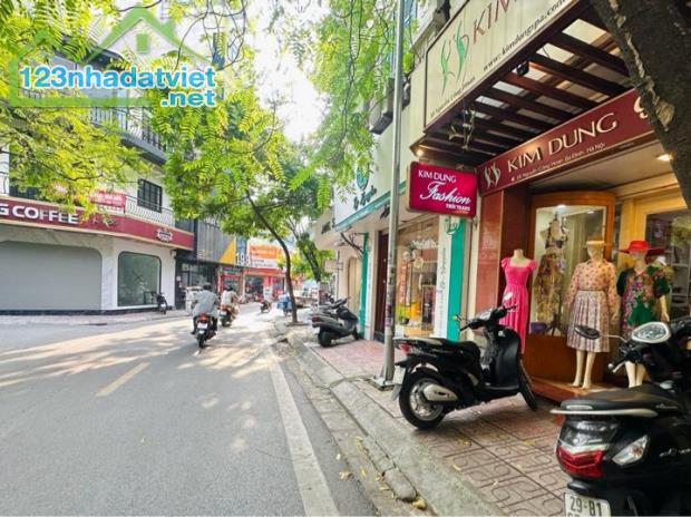 BÁN NHÀ RIÊNG- MẶT PHỐ NGUYỄN CÔNG HOAN 65M2- GIÁ 27,5 Tỷ - 4