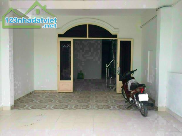 Nhà Hẻm Xe Hơi 5m Nguyễn Văn Tăng 90,9m2 (4,66m x 19,5m), 2 tầng, Kế Bên Vinhomes Quận 9