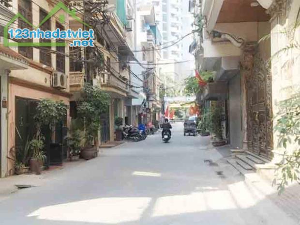 Bán nhà Lạc Long Quân, Tây Hồ, ôtô, kinh doanh, 106mx3t, 34.5 tỷ, 0985696268