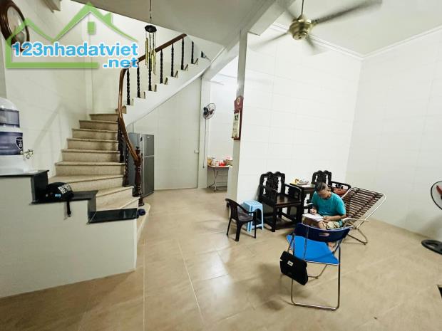 BÁN NHÀ HÀNG BÔNG HOÀN KIẾM - 45M 4T MT 6.3M - SÁT PHỐ NGÕ RỘNG NHẤT KINH DOANH HOMESTAY - 3