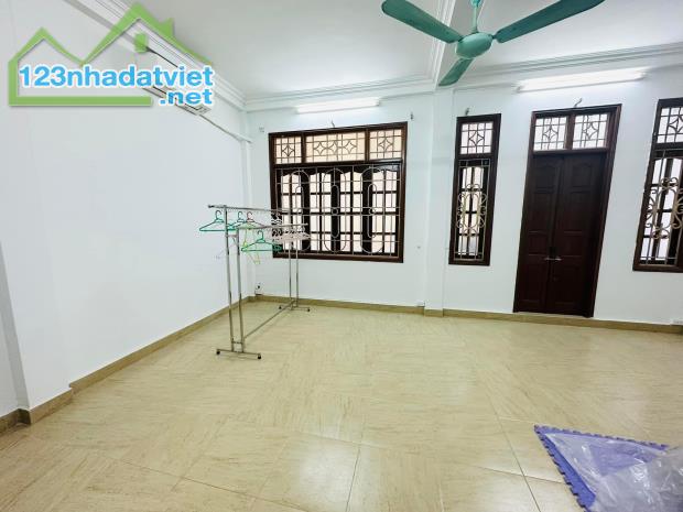 BÁN NHÀ HÀNG BÔNG HOÀN KIẾM - 45M 4T MT 6.3M - SÁT PHỐ NGÕ RỘNG NHẤT KINH DOANH HOMESTAY - 2