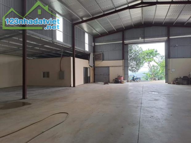 Cho thuê kho xưởng tại Đông Xuân, Quốc Oai , Hà Nội. Diện tích 1000m2 kho xưởng và 500m2