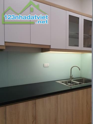 Bán nhà tầng 2 Vũ Trọng Phụng 60m2 , nhà đẹp 2 tỷ 18 - 1