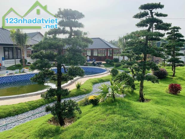 Villa nghỉ dưỡng 1685m2 siêu đẹp mới xây khu sinh thái Minh Trí, Sóc Sơn giá 7,x tỉ - 1
