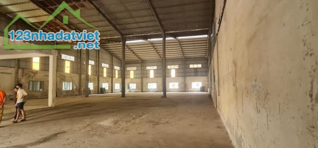 Cho thuê kho xưởng tại KCN Yên Nghĩa , Hà Đông , Hà Nội. Diện tích 1150m thiết kế khung - 2