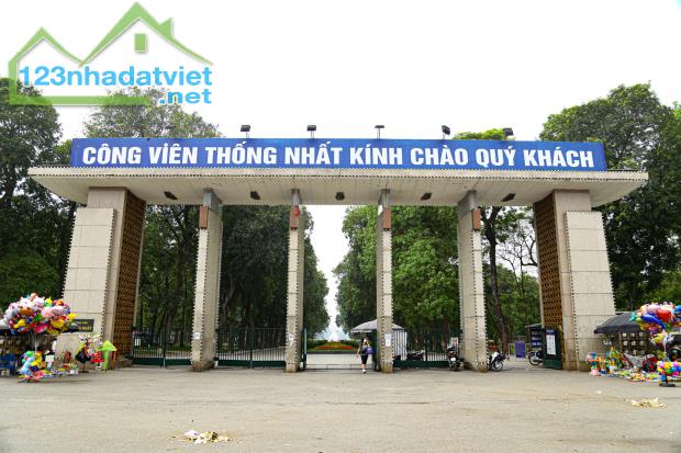 Bán CCMN phố Lê Duẩn gần Công viên Thống Nhất 92m2x7T thang máy, 28PKK 120tr/th, 18.1 tỷ