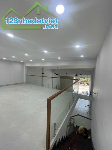 CHO THUÊ MẶT BẰNG KINH DOANH HOT 8x22m MẶT TIỀN ĐƯỜNG SỐ 15 TÂN KIỂNG Q7 - 1