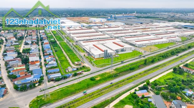 108m2 2 mặt tiền đối diện KCNyên bình thái nguyên mặt kinh doanh được ngay giá chỉ 2ty - 2