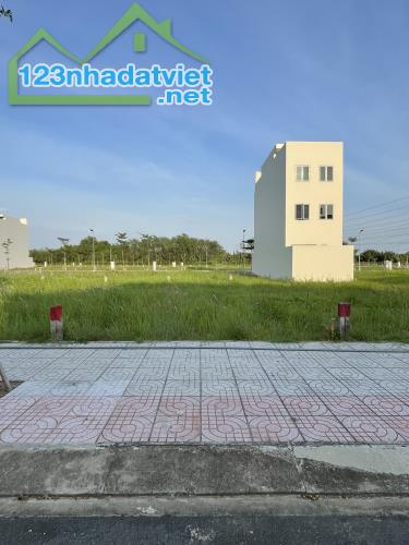 Bán Nhà KDC Sài Gòn South Village 5 x 18 Sổ Riêng 2 lầu sân thượng Kế Bên CC HAGL AN Tiến - 4